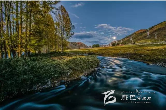 新都橋，正在打開最美時(shí)光,我在這里等你......