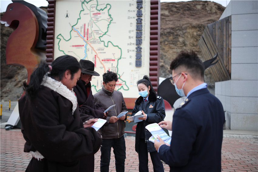 向經(jīng)營(yíng)戶(hù).jpg 向經(jīng)營(yíng)戶(hù).jpg