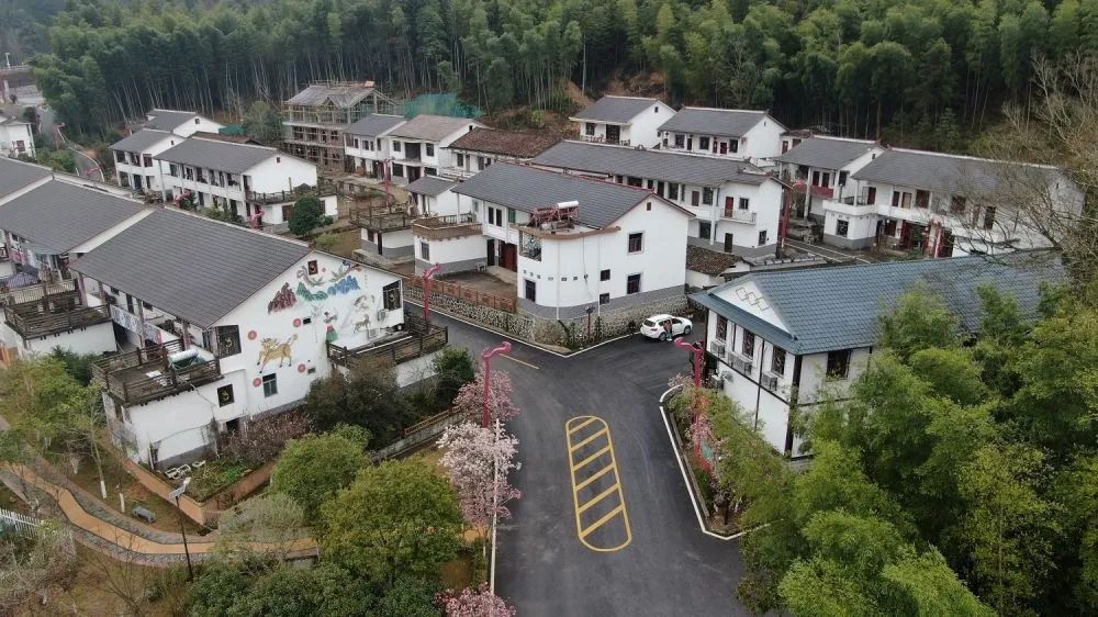 江西資溪縣烏石鎮(zhèn)新月畬族村景象。新華社記者 彭昭之 攝